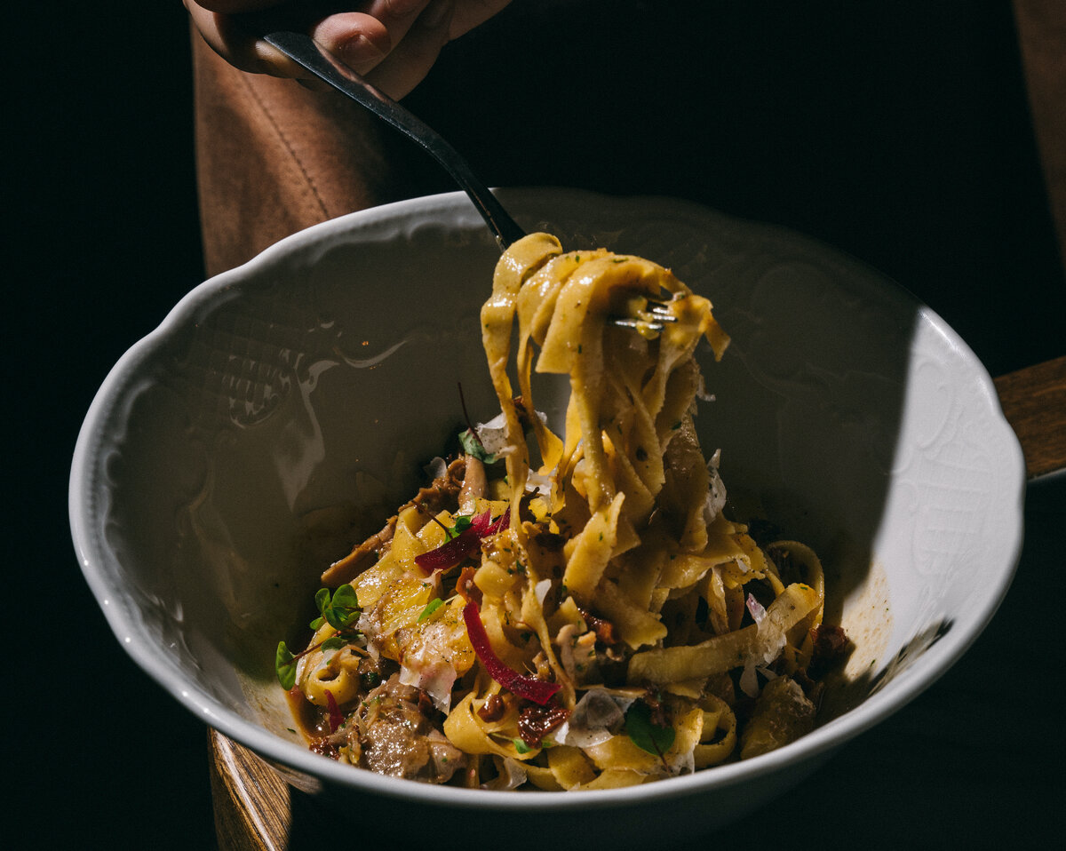 Тальятелле с утиной ножкой и апельсином из Rimski, СПб, Большой проспект В.О., 18