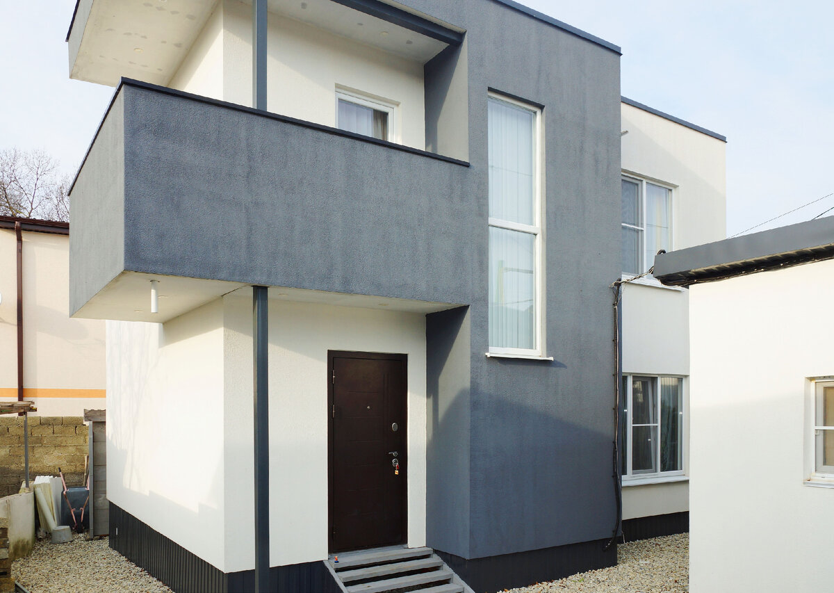 В доме 2 этажа