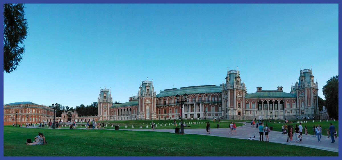 Дворцовый ансамбль в Царицыно