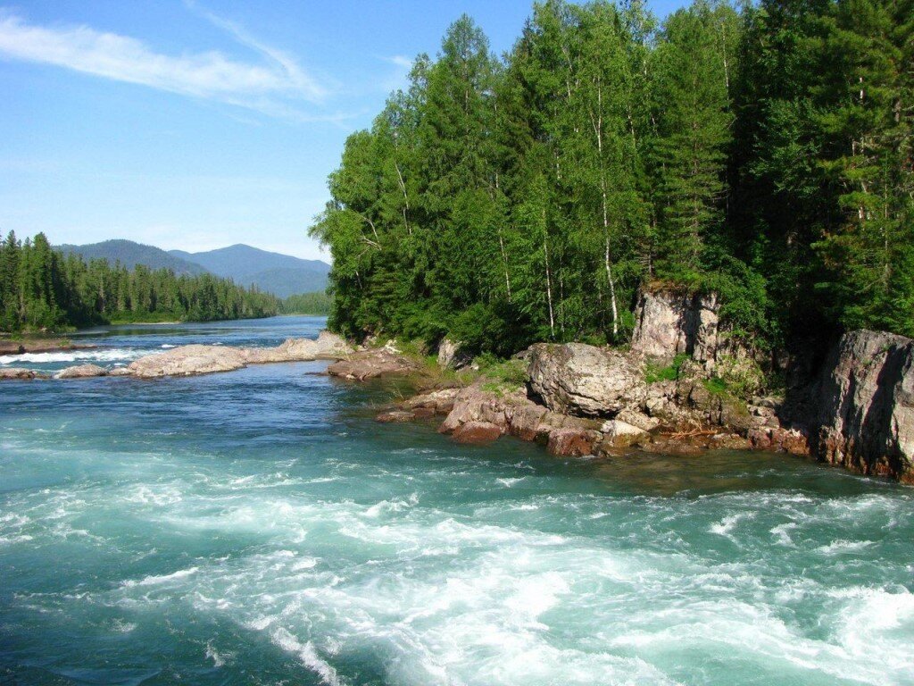 Река Уда в районе г. Нижнеудинска. Бурная и холодная вода в реке, даже летом!   
