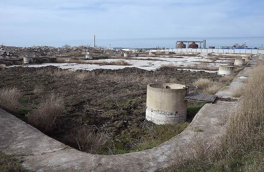 Южное сооружение. Кафедральный собор вбразилия. Центр искусств кёнджу. Южные очистные сооружения екатеринбург химмаш. Здание hyundai pavilion.