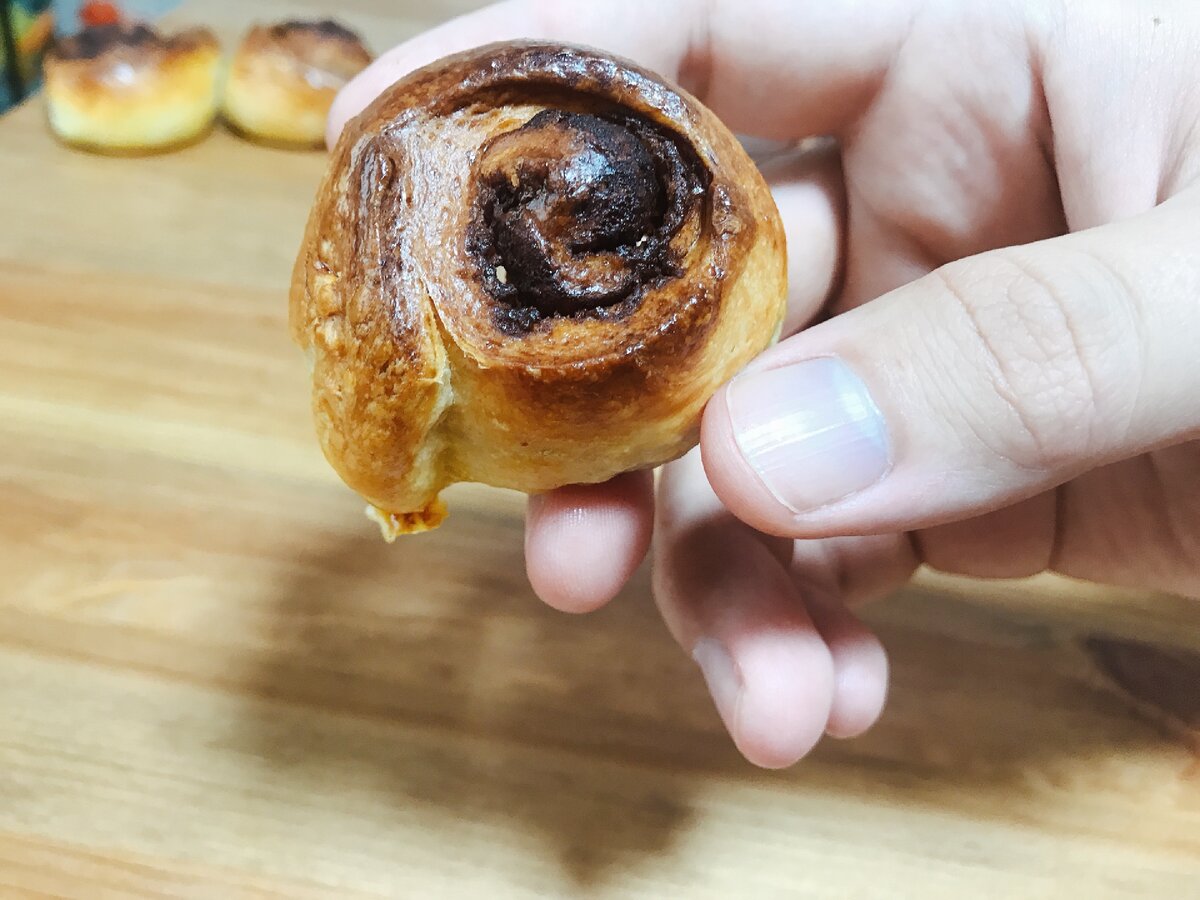 Мини сахарные плюшки. Листайте вправо, там еще фото. Фото сделано автором