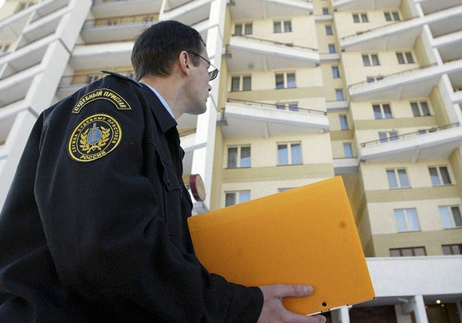 Пришли за долгами. Фото: kurskcity.ru