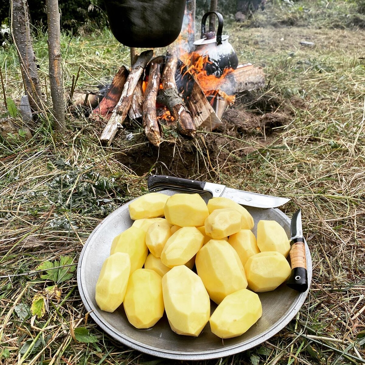 Складной Пчак и маленький Фикс