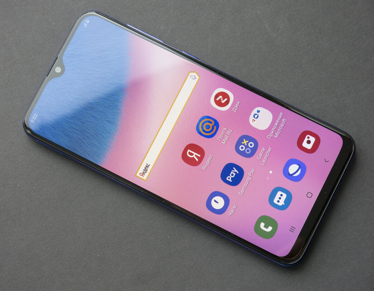 Samsung Galaxy A30s (лицевая сторона)