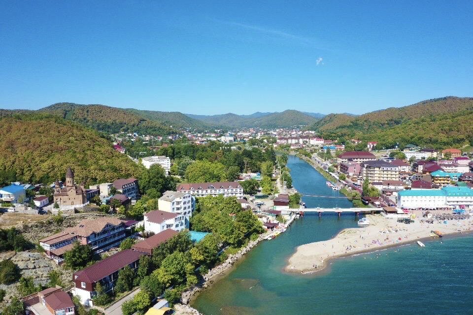 Пгт новомихайловский. Новомихайловка Краснодарский край. Пляж Торнадо Новомихайловский. Новомихайловка Туапсинский р. Новомихайловский набережная 2022
