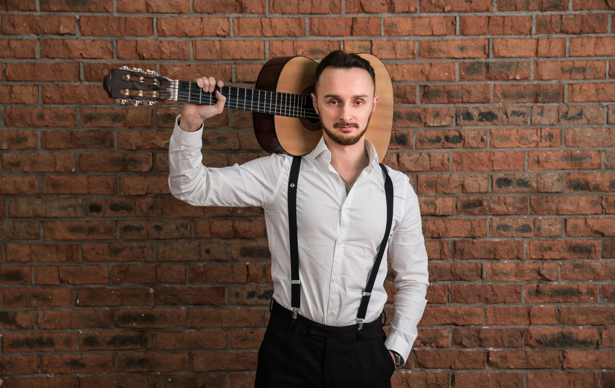 Автор системы - Роман Ерин