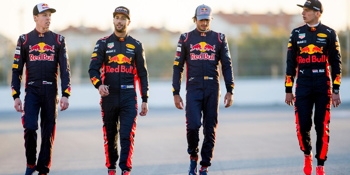 Пилоты команд Red Bull и Toro Rosso. Изображение с сайта news.sportbox.ru