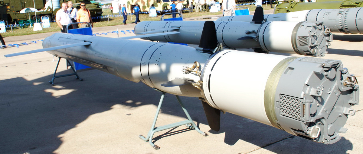 Крылатые ракеты производство. Ракета 3м14 Калибр. Калибр Крылатая 3м 14э ракета. 3м-14 Калибр. Р-500 "Калибр".