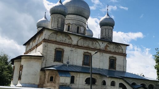 Фрески в Знаменском монастыре в Великом Новгороде