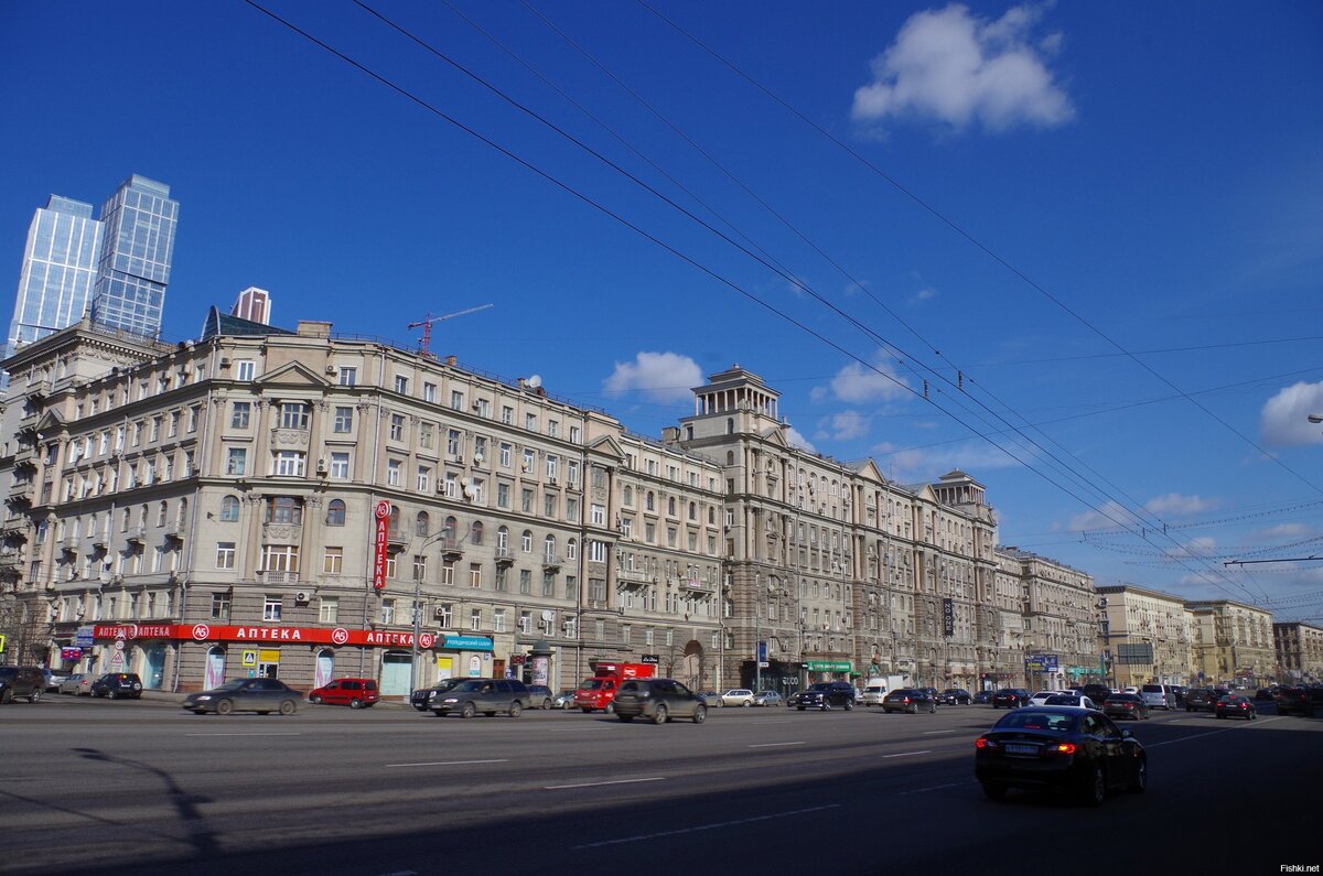 дом на кутузовском проспекте где жил брежнев в москве