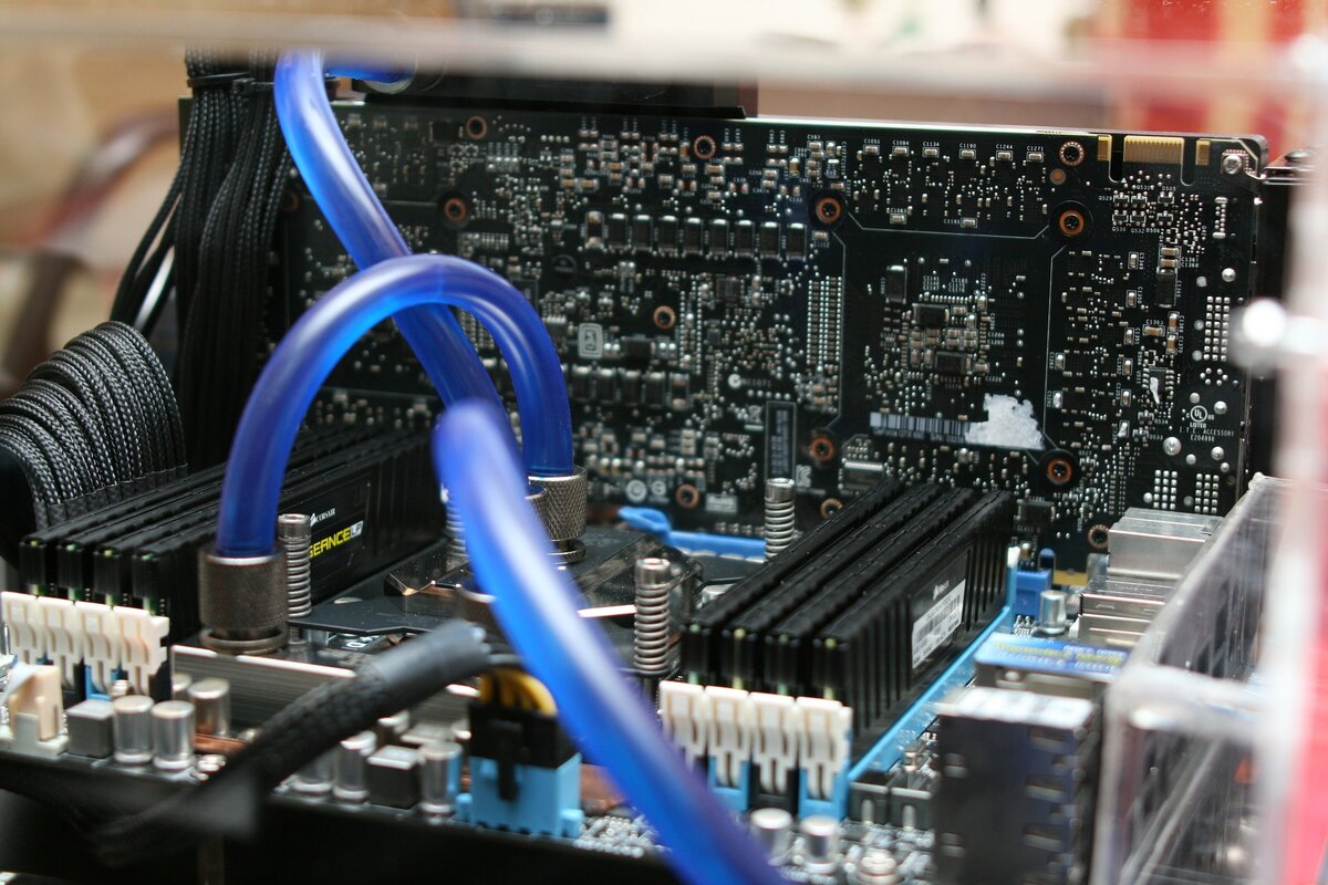 Изображение motherboard calculator pc computer c сайта pixabay.com