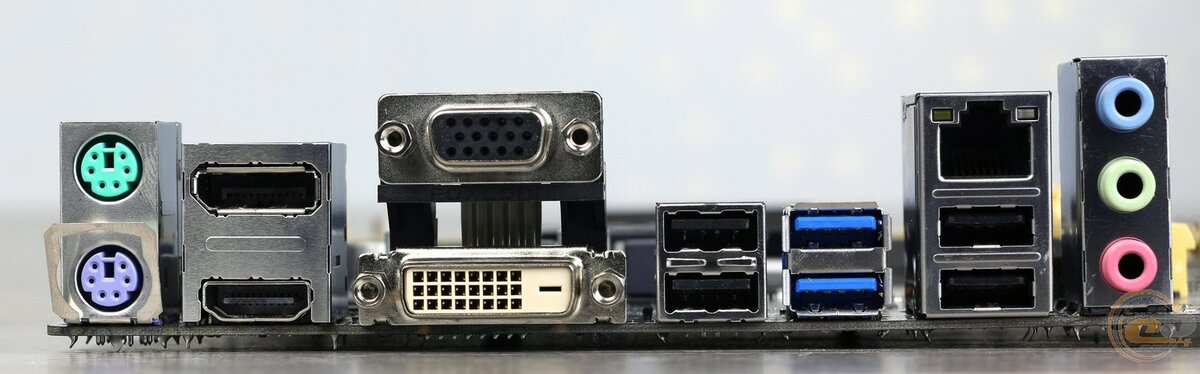 Панель материнской платы