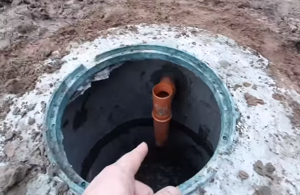 Как самостоятельно сделать выгребную яму без откачки