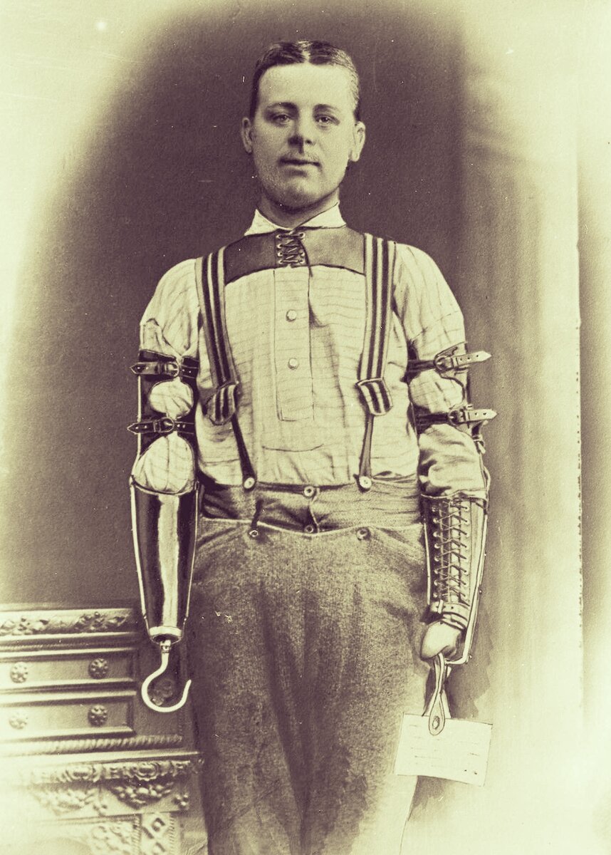 Этот парень явно не пират