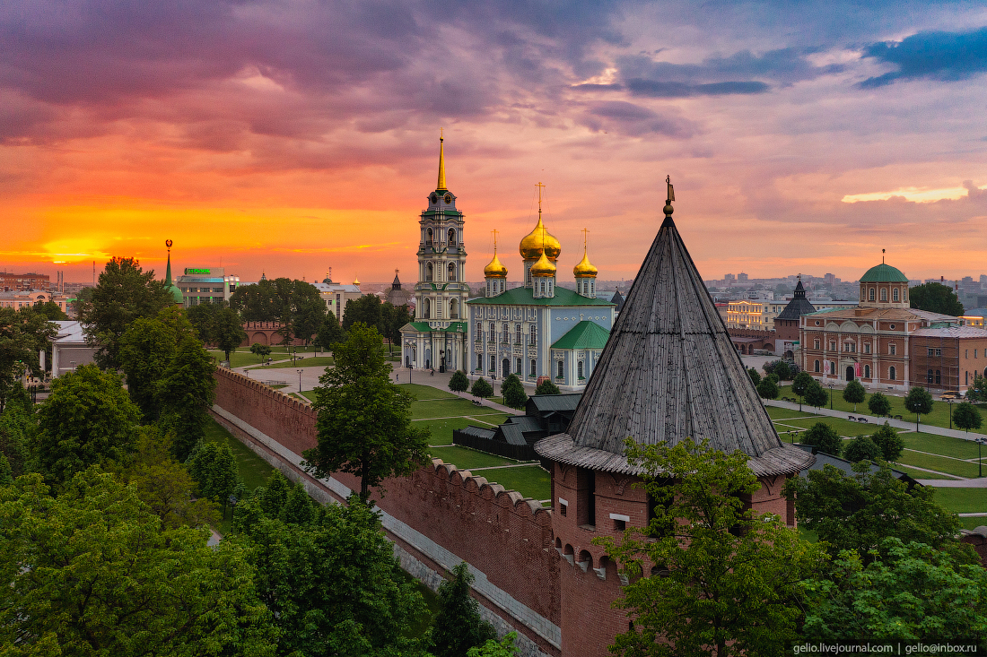 Есть город тула. Путешествие по Туле. Лучшие путешествия по России Тула. Азовская крепость с высоты. Путешествие по Туле деревянной.