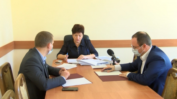 Депутаты госсовета крыма. Депутаты Костромы. Депутат государственного совета Республики Крым Игорь Ткаченко,. Фёдор Попов депутат Иваново. Мировой судья Сухов Кострома фото.