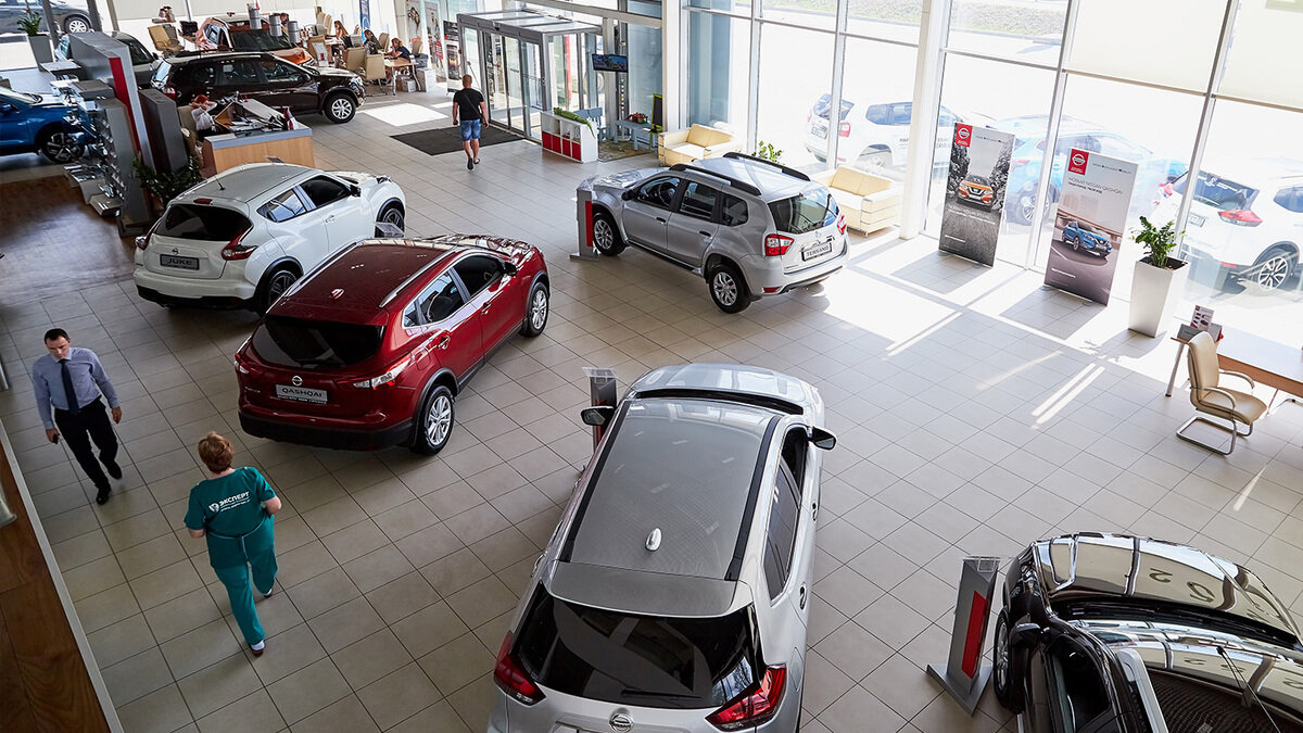 В России в октябре 2021 года было продано 126 204 новых автомобиля, что на 18,1% меньше, чем за такой же период прошлого года.