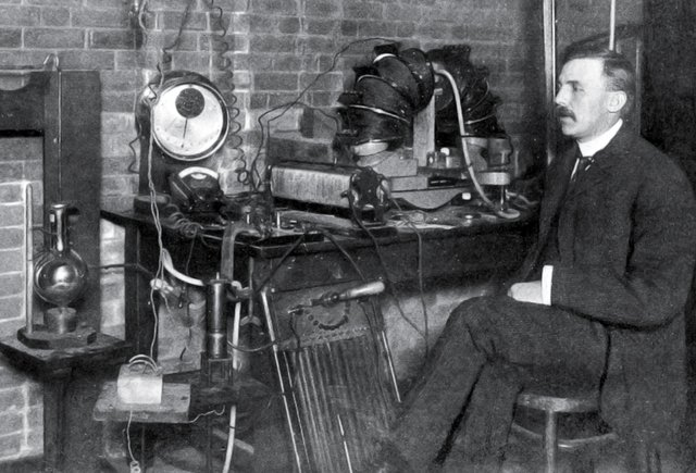 Эрнест Резерфорд в университете Макгилла, 1905 год. Фото: Wikimedia Commons / CC BY 4.0