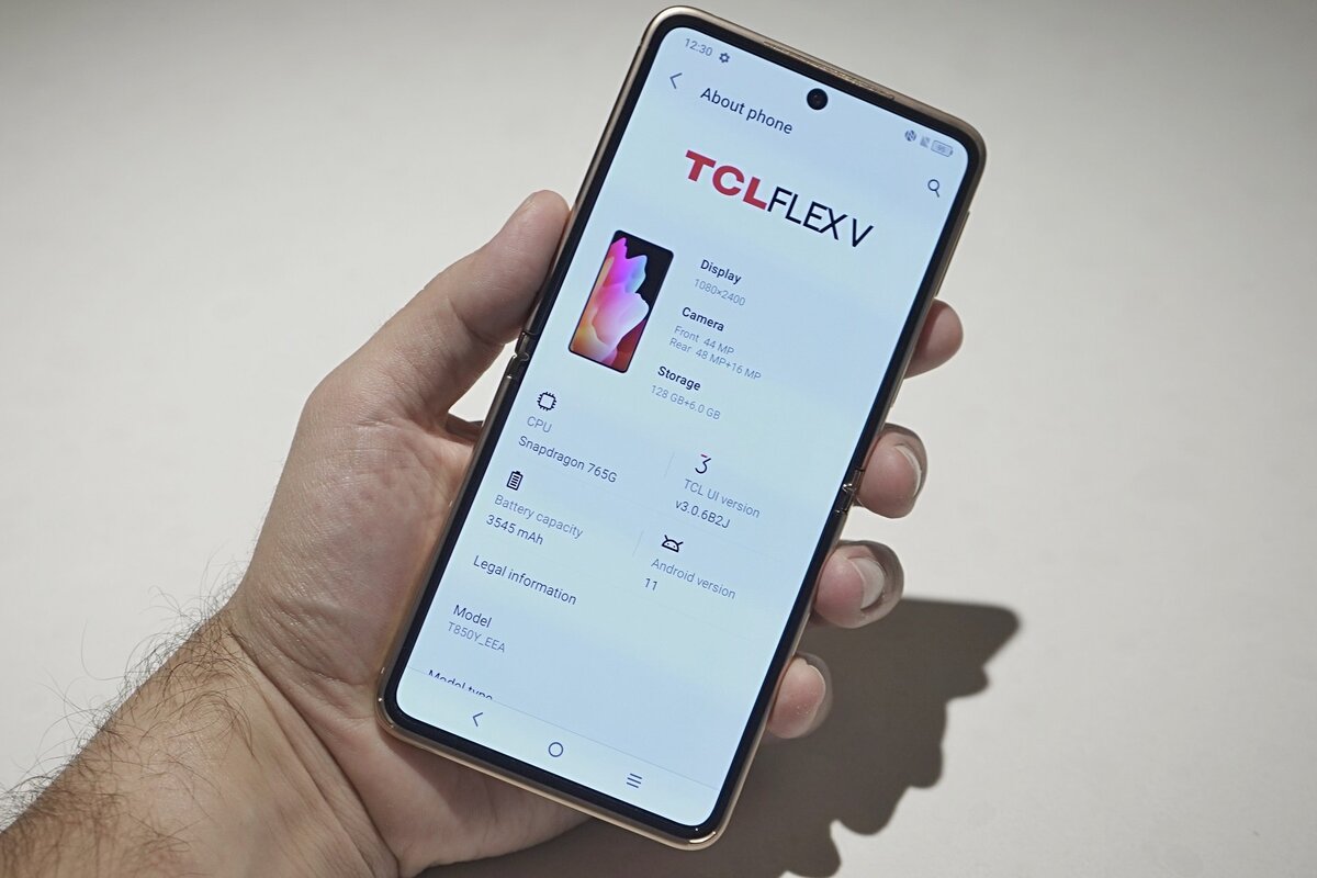 Будущее раскладных смартфонов: TCL Flex V за копейки, премьера Honor Magic  V, раздвижные Samsung | Мобильная энциклопедия | Дзен