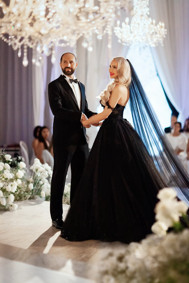 Черные свадебные платья