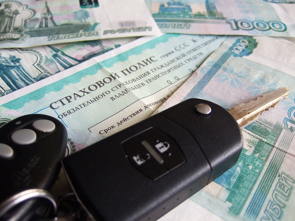 ОСАГО дорожает. Кому нужен этот дополнительный налог на автомобилистов?