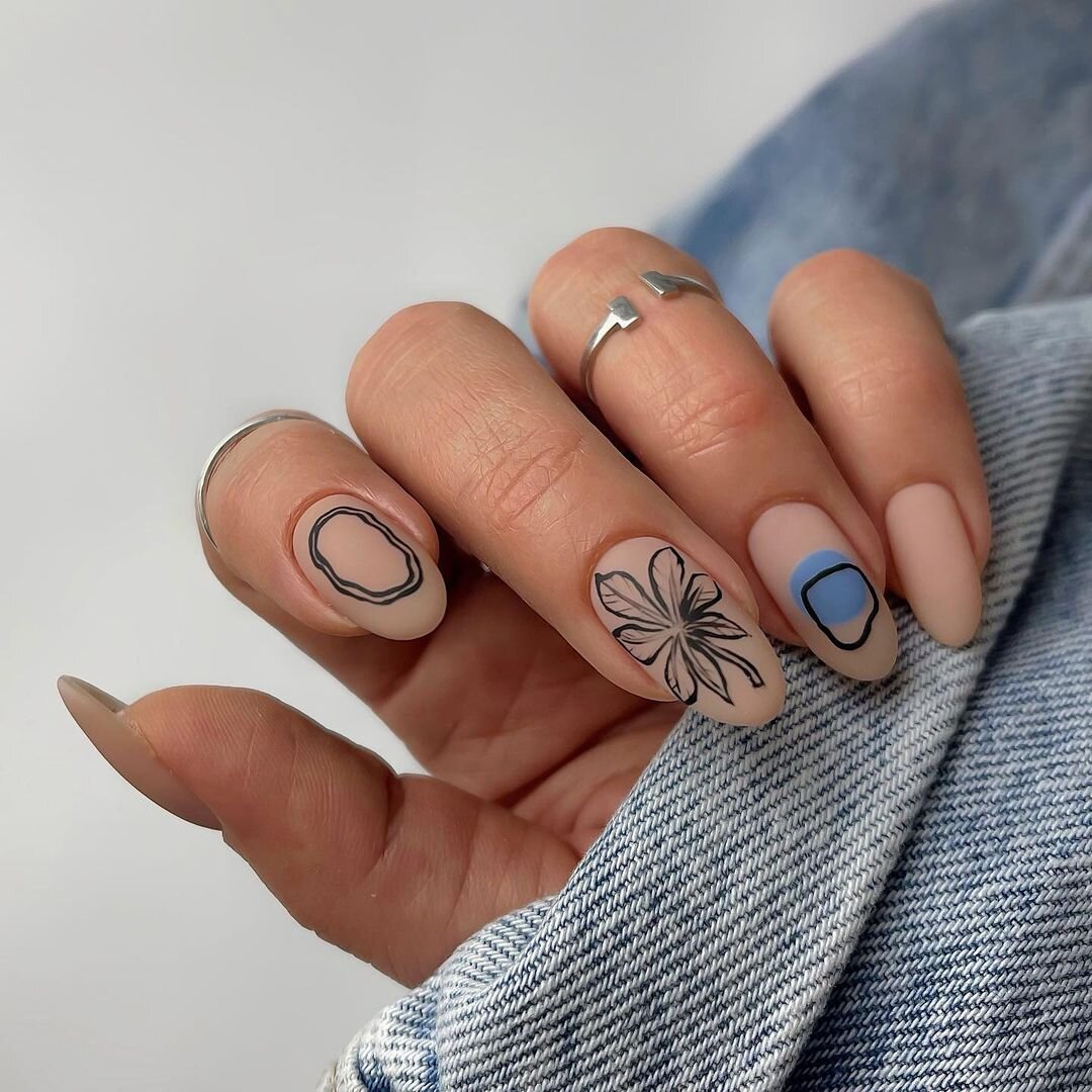     Стильные идеи летнего маникюра на длинные ногти. Фото: @solovey_nail_art