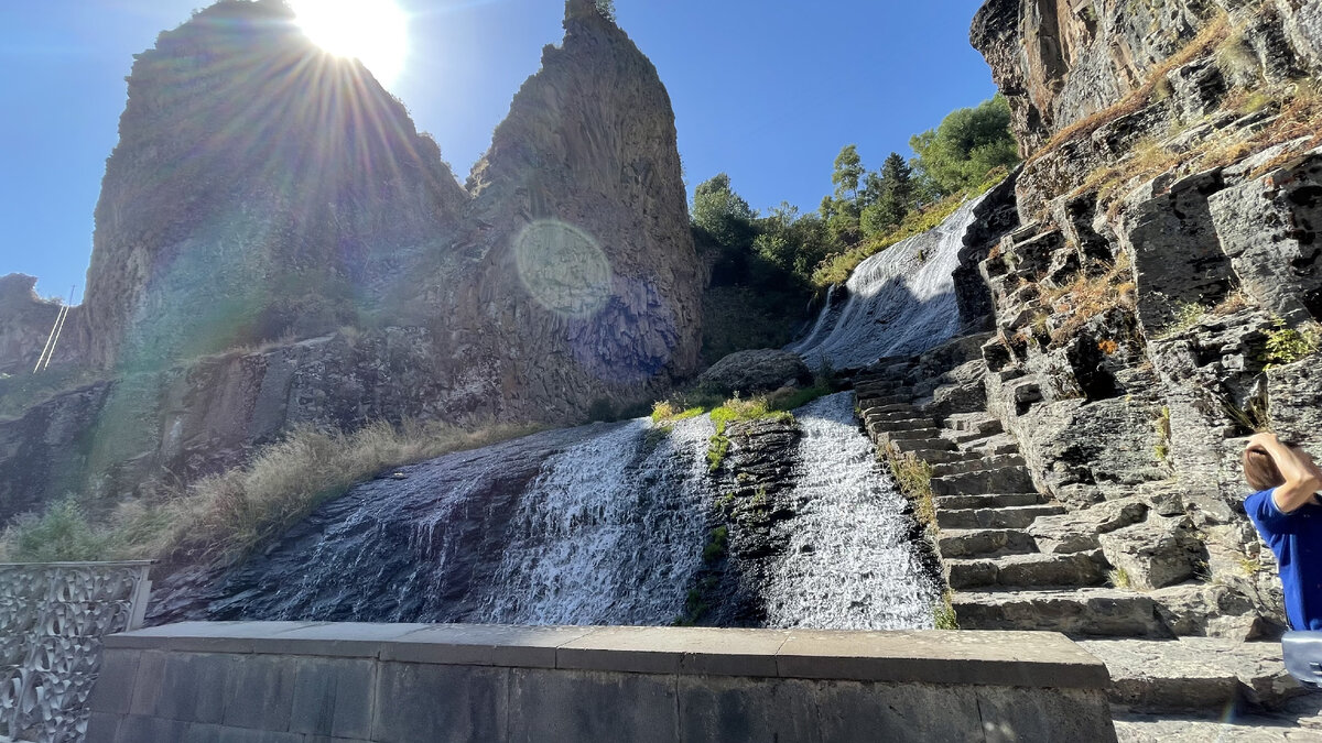 Джермукский водопад