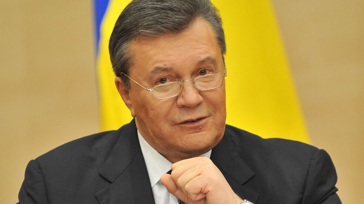    Отстраненный от должности президента Украины Виктор Янукович выступает на пресс-конференции в Ростове-на-Дону. 28 февраля 2014 © РИА Новости / Сергей Пивоваров