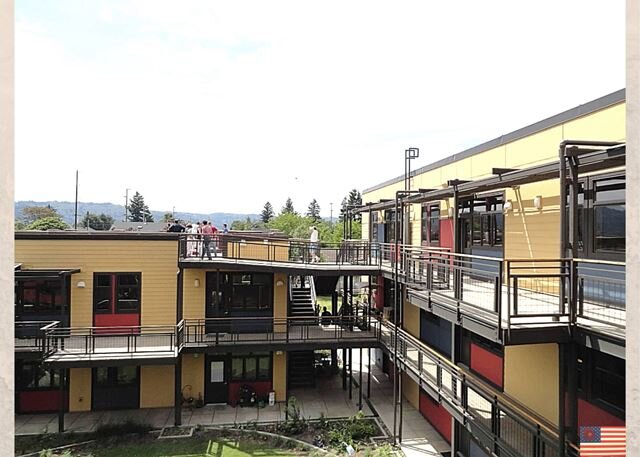 Переходы между корпусами