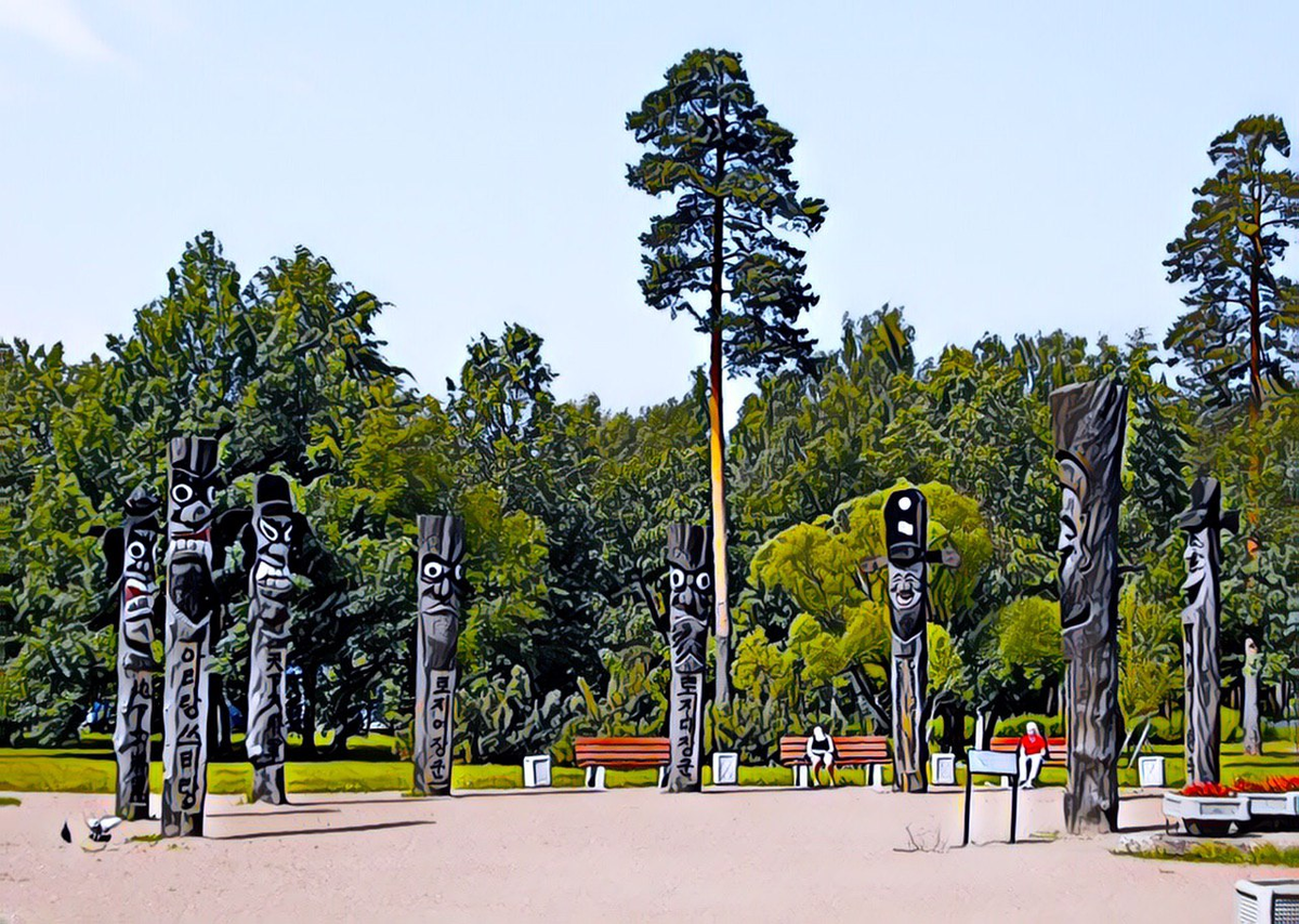 Парк сосновка в санкт петербурге. Идолы Чансын в парке Сосновка. Сосновый парк в СПБ. Парк Сосновка Питер. Парк Сосновка в Выборгском районе Санкт-Петербурга.