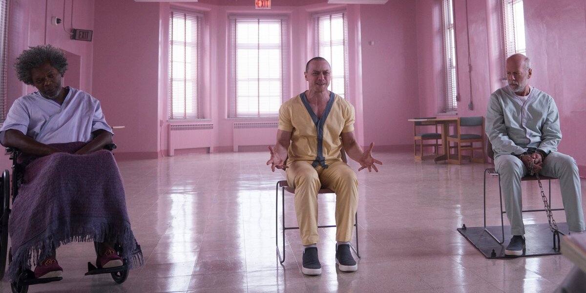 Кадр из фильма «Стекло». Взято с источника Яндекс.Картинки