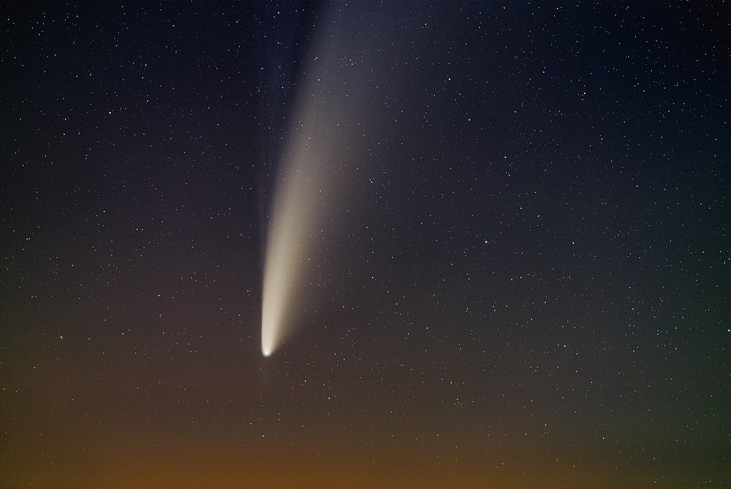  Comète C/2020 F3 (NEOWISE) 13 июля 2020 Фото: Maxime Storn — Travail personnel, объектив 300 мм