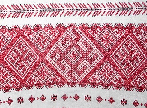 Северорусский свастический орнамент.  