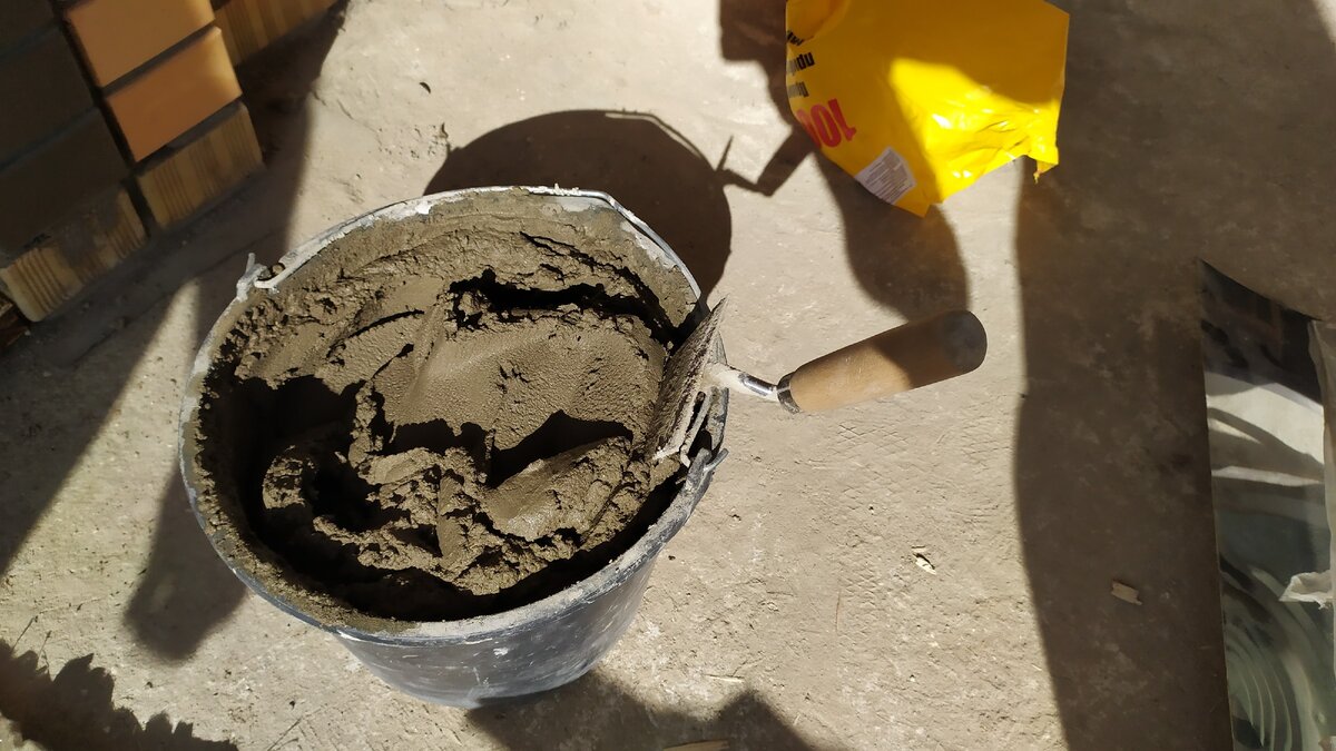 Цементно-песчаный раствор.