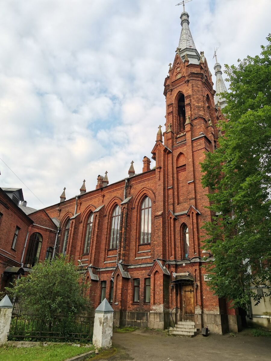 Костел в Рыбинске