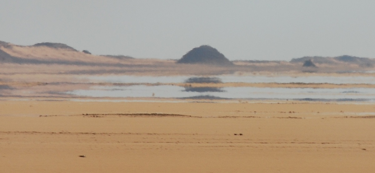 нижний мираж в пустыне