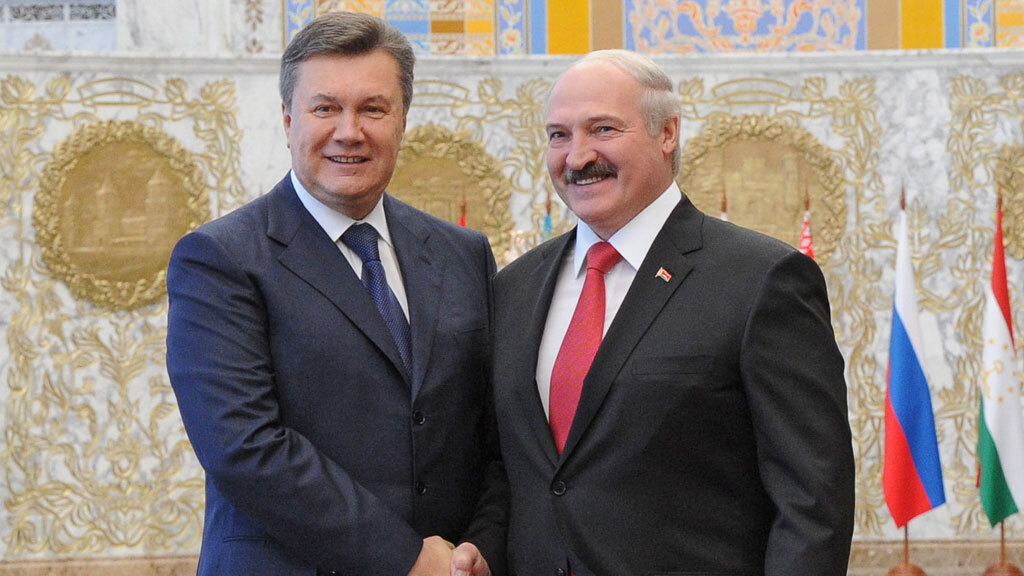 АСТАНАВИТЕСЬ!