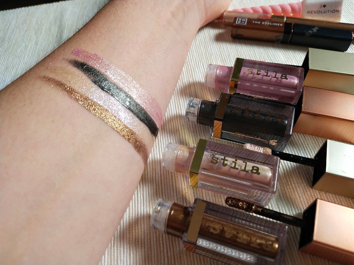 Ready to glow. Nyx 01 sunbeam born to glow. Ready to glow. Ready to glow компактный хайлайтер, тон 202. Marc jacobs glam mini.