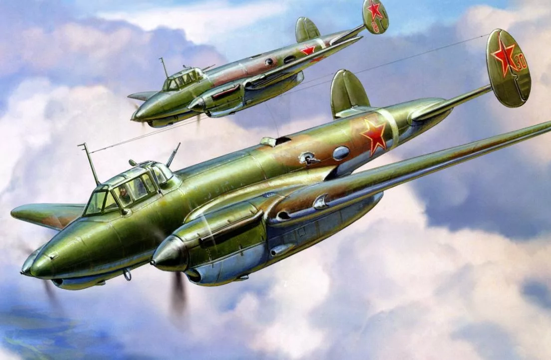 Следуя тогдашней авиационной моде в СССР быстро переделали высотный истребитель "100" в пикирующий бомбардировщик получивший название Пе-2.