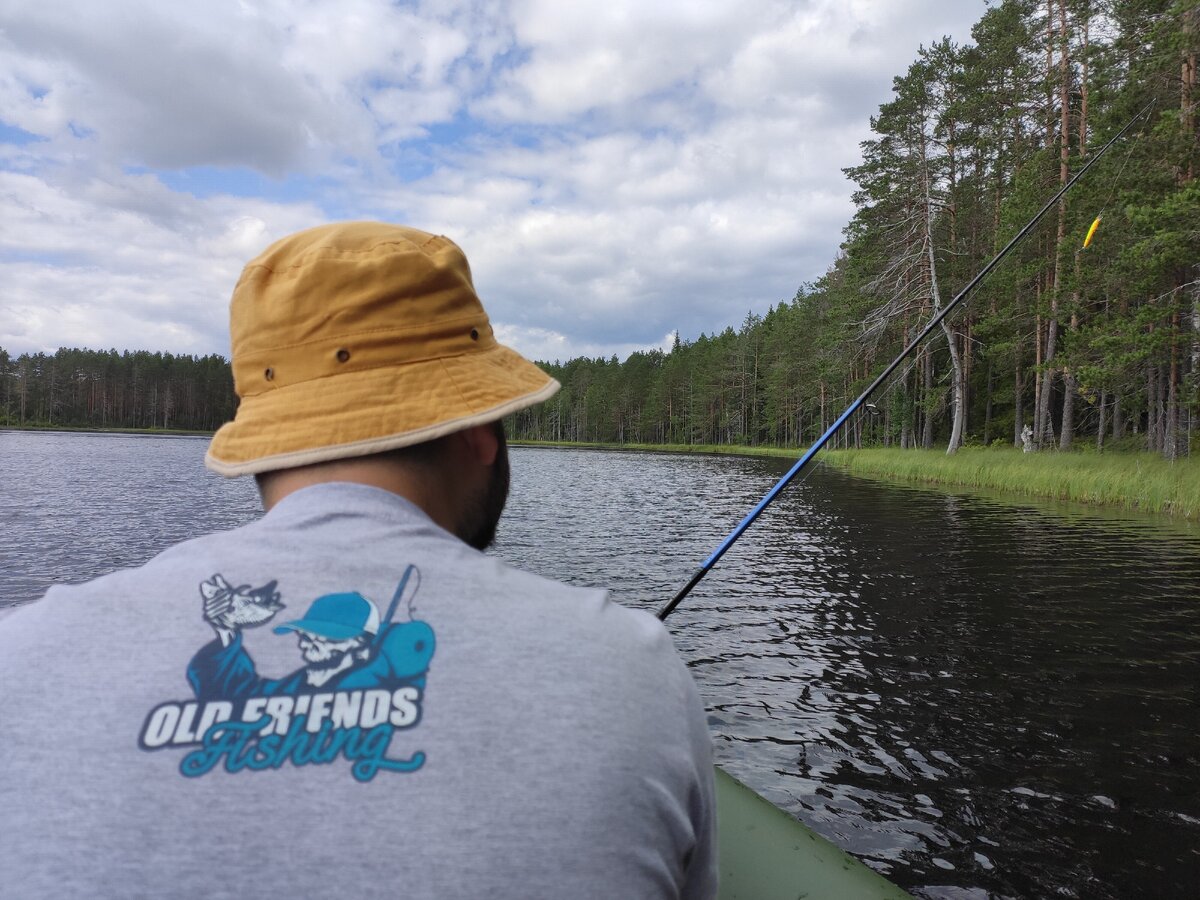 Fishing friends. Поздравляю с берегов Невы Стольного. ВК фишинг пример фото.