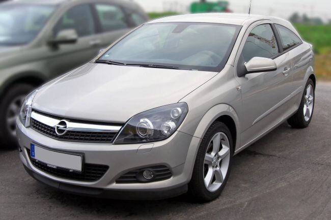 Opel Astra GTC