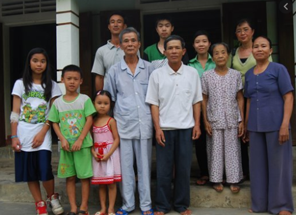 Сейчас наметилась тенденция уменьшения рождаемости, но поколения 70-80-х имеют много родных братьев и сестер