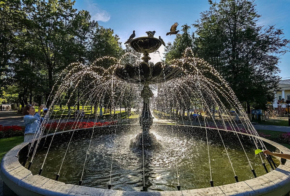 Снято на широкоугольную камеру Huawei P40Pro+ в режиме авто: 18mm, F1.8, 1/2100s, ISO50.
