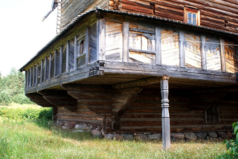 Подобный фундамент из валунов
