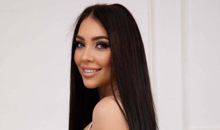 Источник фото: личная страница участника Дом 2