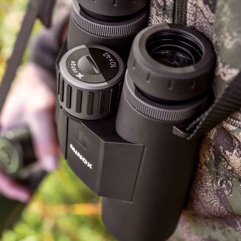 Бинокль с лазерным дальномером Minox X-range 10x42