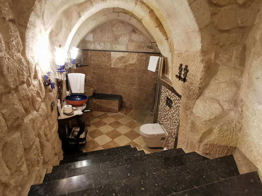 Мини хамам в нашем номере и туалет. Необычно, да?