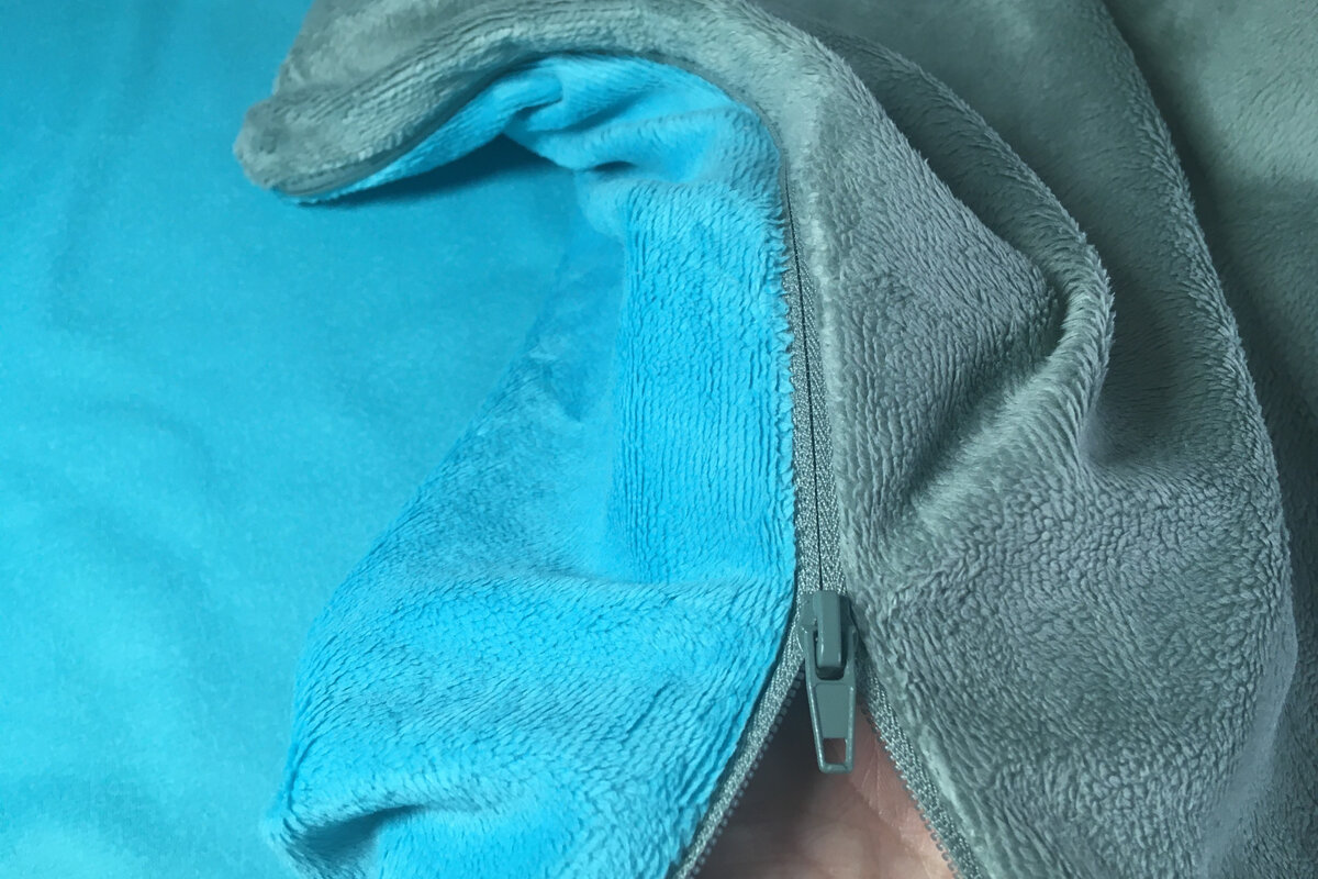 Готовый чехол с замком - молнией для подушки