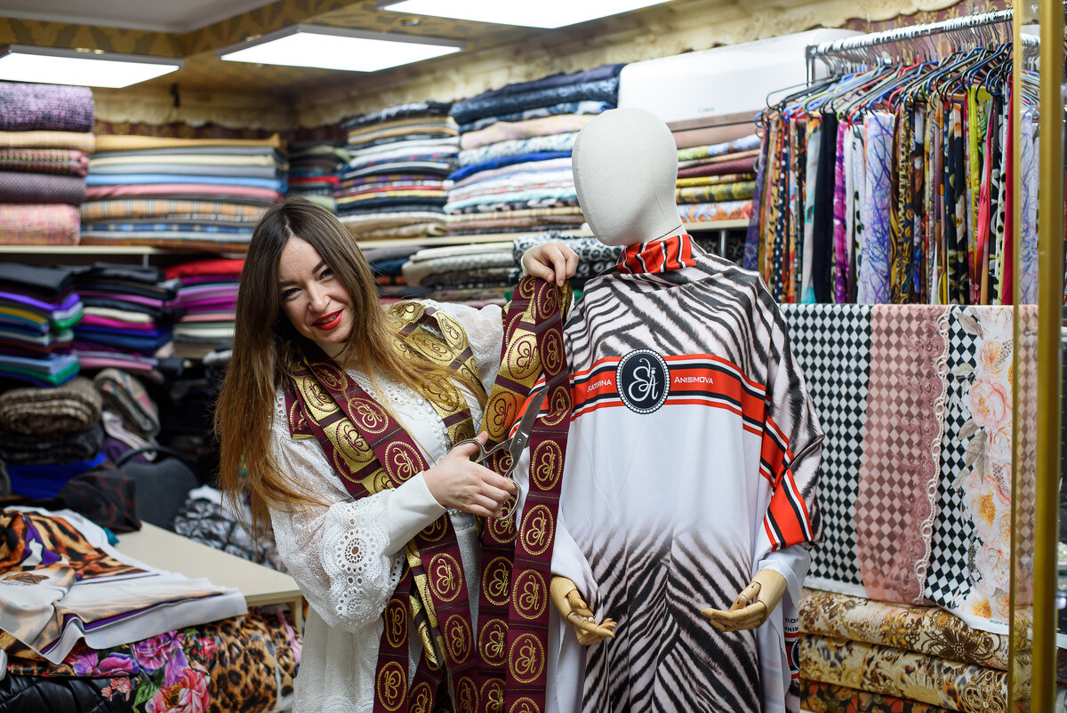 Основатель швейного сообщества.